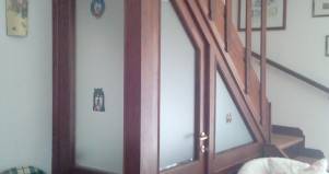 Scala e balaustra in legno V e Bussola